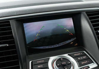 Подержанный автомобиль Nissan Teana 2010 года (15 фото)