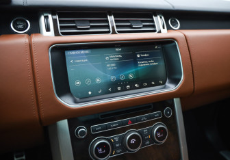 Подержанный автомобиль Land Rover Range Rover 2017 года (16 фото)