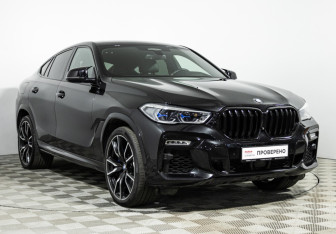 Подержанный автомобиль BMW X6 2020 года (3 фото)
