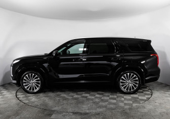 Подержанный автомобиль Hyundai Palisade 2022 года (11 фото)