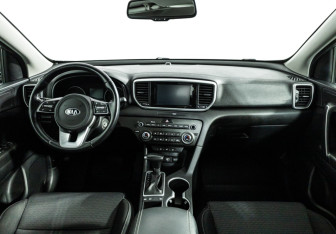 Подержанный автомобиль Kia Sportage 2020 года (13 фото)