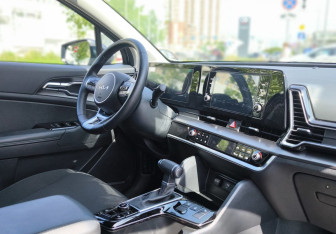 Подержанный автомобиль Kia Sportage 2024 года (17 фото)