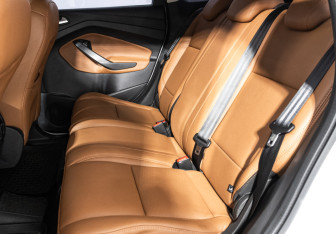 Подержанный автомобиль Ford Kuga 2016 года (10 фото)