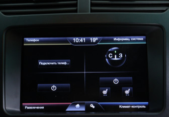 Подержанный автомобиль Ford Explorer 2013 года (14 фото)