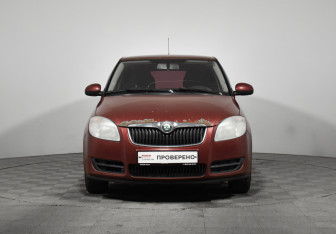 Подержанный автомобиль Skoda Fabia Wagon 2008 года (2 фото)