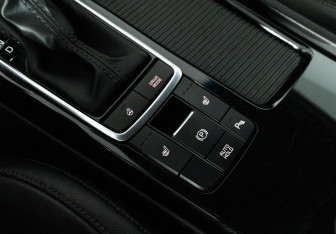 Подержанный автомобиль Kia Optima Sedan 2017 года (18 фото)