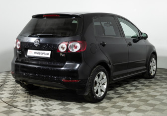 Подержанный автомобиль Volkswagen Golf Plus 2012 года (5 фото)
