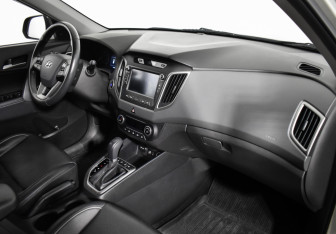 Подержанный автомобиль Hyundai Creta 2019 года (12 фото)