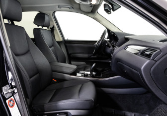 Подержанный автомобиль BMW X3 2014 года (22 фото)