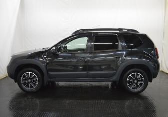Подержанный автомобиль Renault Duster 2020 года (8 фото)