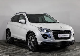 Подержанный автомобиль Peugeot 4008 2012 года (3 фото)