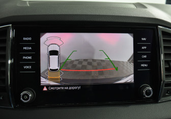 Подержанный автомобиль Skoda Karoq 2021 года (16 фото)