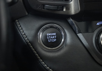 Подержанный автомобиль Toyota RAV4 2019 года (19 фото)