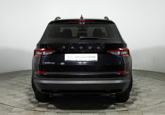 Подержанный автомобиль Skoda Kodiaq 2020 года (6 фото)
