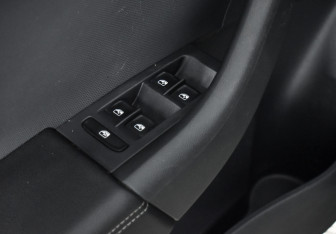 Подержанный автомобиль Skoda Rapid Liftback 2019 года (10 фото)