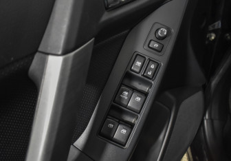 Подержанный автомобиль Subaru Forester Suv 2014 года (10 фото)