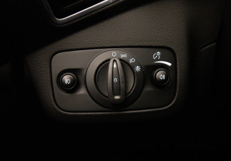 Подержанный автомобиль Ford Kuga 2013 года (17 фото)