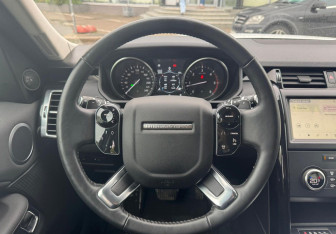 Подержанный автомобиль Land Rover Discovery 2019 года (11 фото)