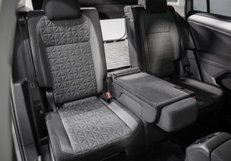 Подержанный автомобиль Volkswagen Tiguan 2020 года (25 фото)