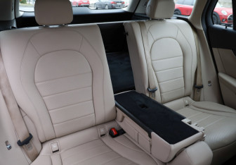 Подержанный автомобиль Mercedes-Benz GLC Coupe 2018 года (26 фото)