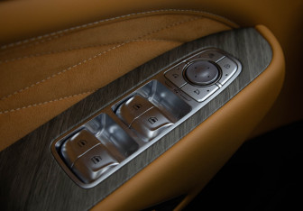 Подержанный автомобиль Tank 500 2023 года (19 фото)