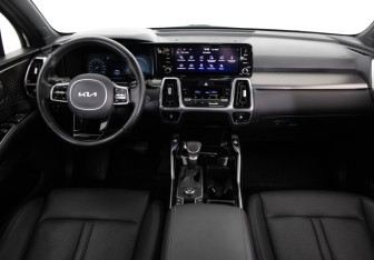 Подержанный автомобиль Kia Sorento 2022 года (9 фото)