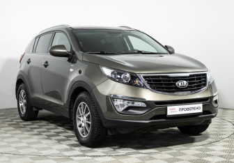 Подержанный автомобиль Kia Sportage 2015 года (3 фото)
