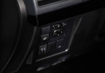 Подержанный автомобиль Toyota Land Cruiser Prado 2020 года (24 фото)