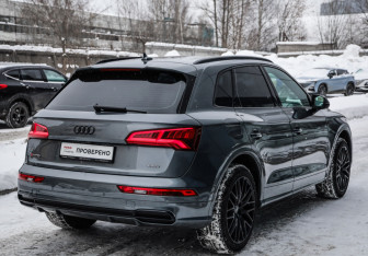 Подержанный автомобиль Audi Q5 2019 года (5 фото)