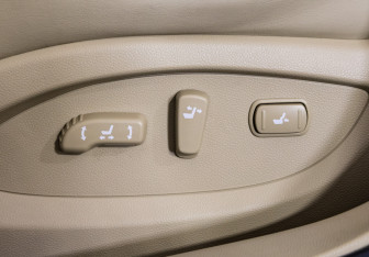 Подержанный автомобиль Infiniti EX 2008 года (21 фото)