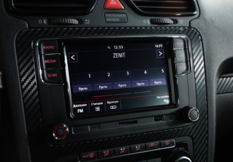 Подержанный автомобиль Volkswagen Scirocco 2011 года (12 фото)