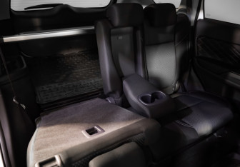 Подержанный автомобиль Mitsubishi Outlander 2021 года (25 фото)