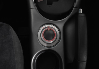 Подержанный автомобиль Mitsubishi Outlander 2011 года (17 фото)