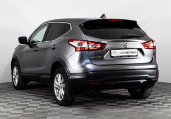 Подержанный автомобиль Nissan Qashqai 2018 года (7 фото)