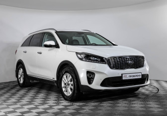 Подержанный автомобиль Kia Sorento 2019 года (3 фото)