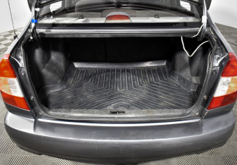 Подержанный автомобиль Hyundai Accent Sedan 2007 года (16 фото)