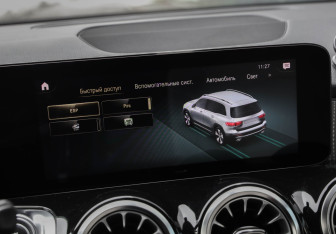 Подержанный автомобиль Mercedes-Benz GLB 2021 года (15 фото)