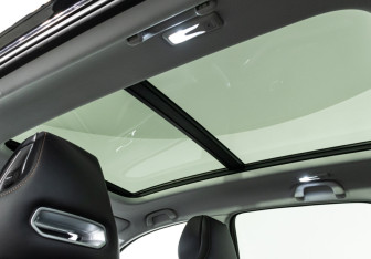 Подержанный автомобиль Changan UNI-K 2023 года (15 фото)