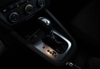 Подержанный автомобиль Volkswagen Jetta Sedan 2012 года (13 фото)