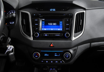 Подержанный автомобиль Hyundai Creta 2017 года (16 фото)