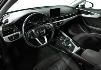 Подержанный автомобиль Audi A4 Sedan 2015 года (11 фото)
