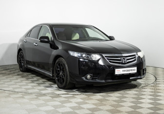 Подержанный автомобиль Honda Accord Sedan 2011 года (3 фото)