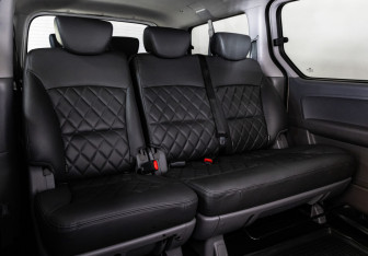 Подержанный автомобиль Hyundai H-1 2020 года (19 фото)