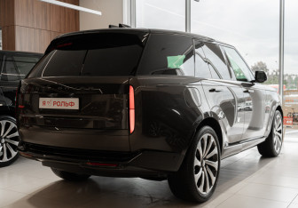 Новый Land Rover Range Rover 2025 (4 фото)