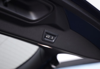 Подержанный автомобиль BMW X5 2023 года (39 фото)