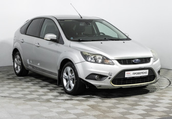 Подержанный автомобиль Ford Focus Sedan 2011 года (3 фото)