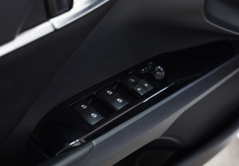 Подержанный автомобиль Toyota Camry Sedan 2018 года (18 фото)