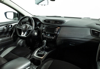 Подержанный автомобиль Nissan Qashqai 2020 года (9 фото)