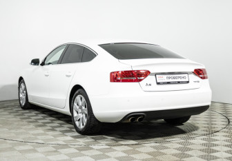 Подержанный автомобиль Audi A5 Liftback 2011 года (7 фото)