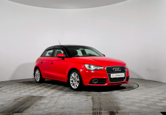 Подержанный автомобиль Audi A1 2013 года (3 фото)